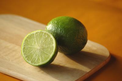 Aufgeschnittene Limette