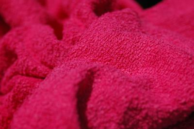 Pinkes Frottier-Handtuch 2