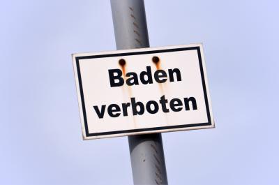 Baden verboten